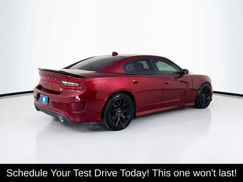 Used 2019 Dodge Charger Scat Pack w/ Dynamics Package RWD image 5