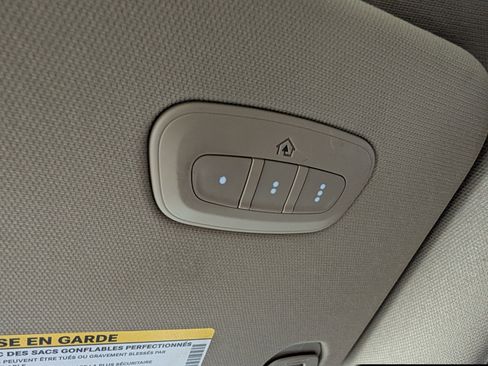 Used 2019 RAM 1500 Laramie image 31