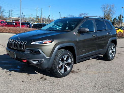 Used 2014 Jeep Cherokee Trailhawk w/ Technology Group image 4