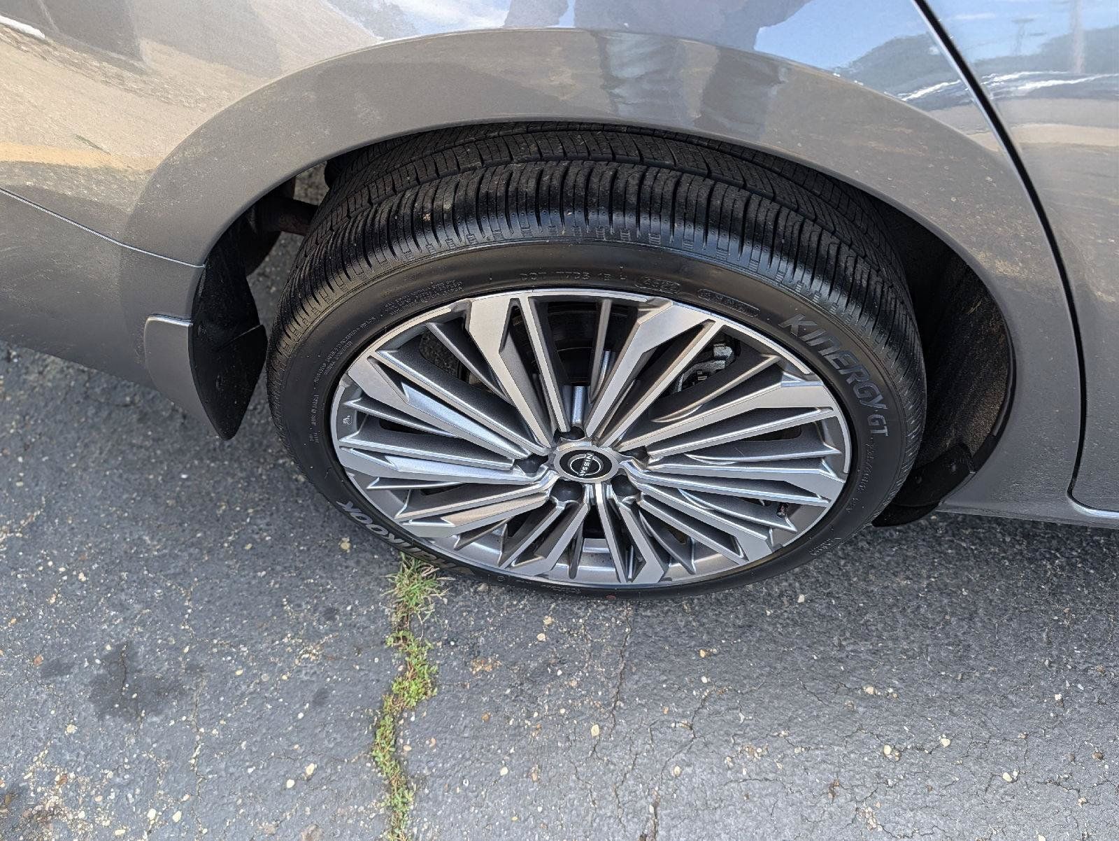 Used 2024 Nissan Altima 2.5 SL AWD/4WD image 41