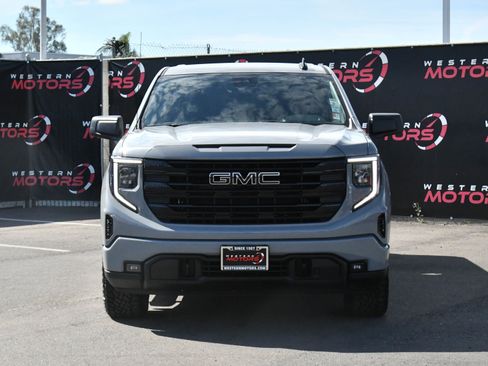 Used 2024 GMC Sierra 1500 Elevation w/ LPO, Elevation Black Package image 2