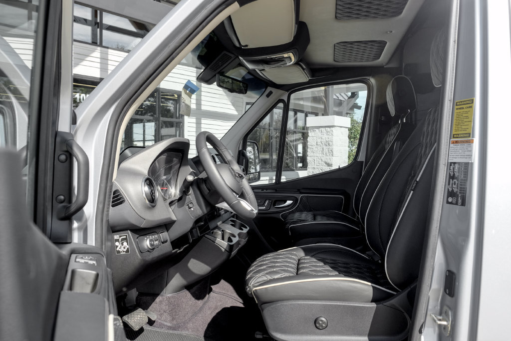 New 2025 Mercedes-Benz Sprinter 3500 image 13