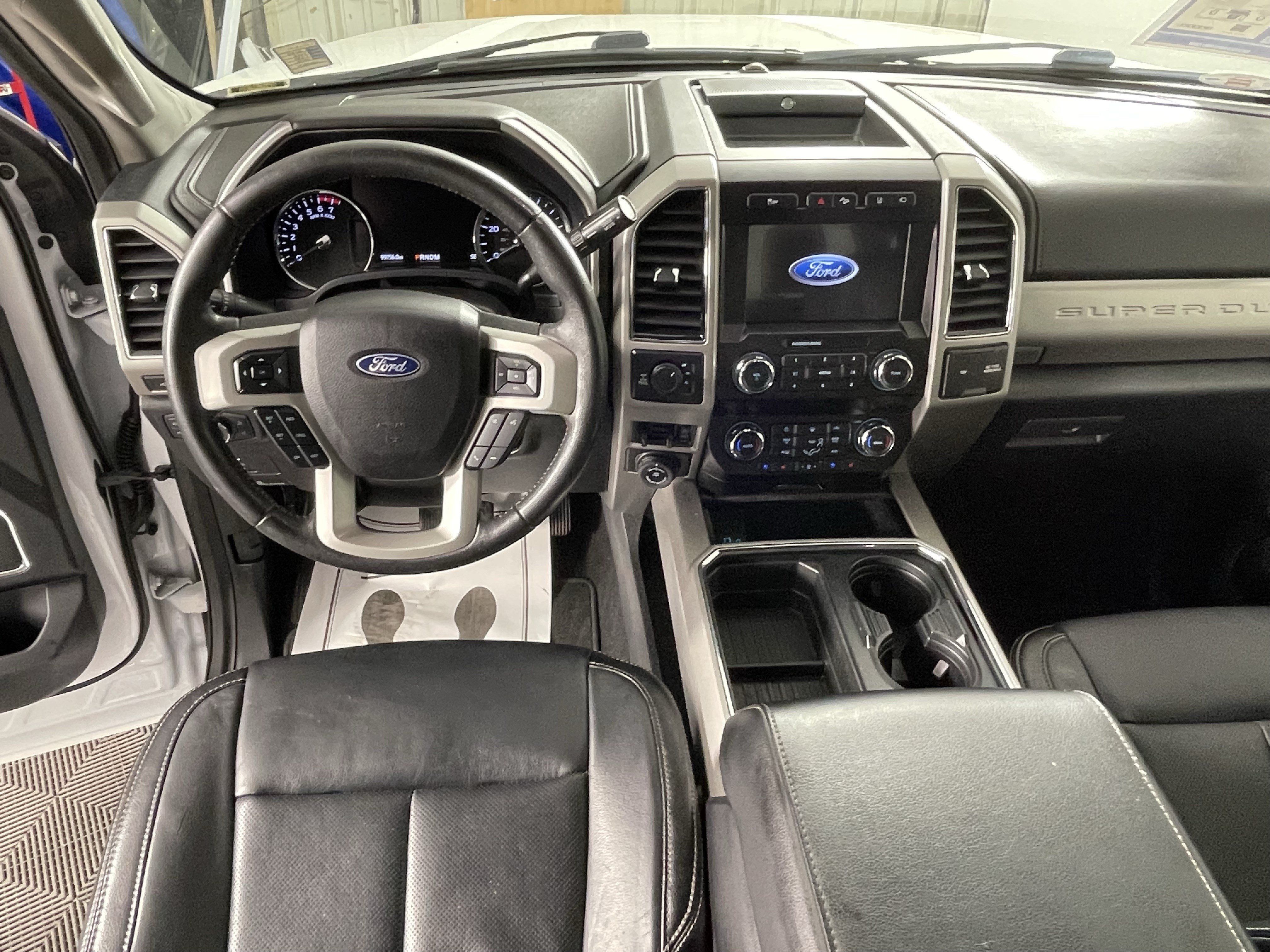 Used 2020 Ford F350 Lariat w/ Lariat Value Package AWD/4WD image 11