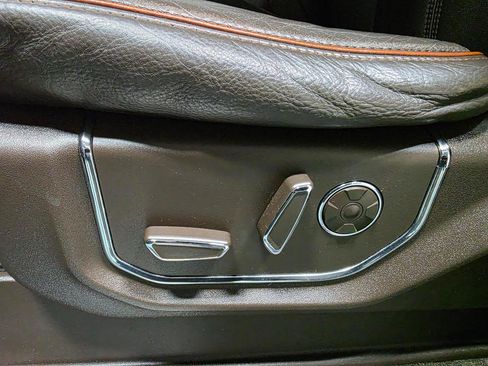 Used 2016 Ford F150 King Ranch w/ Equipment Group 601A Luxury AWD/4WD image 17