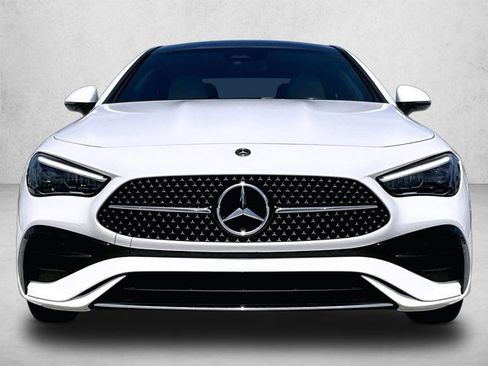 Used 2024 Mercedes-Benz CLE 300 4MATIC Coupe image 3
