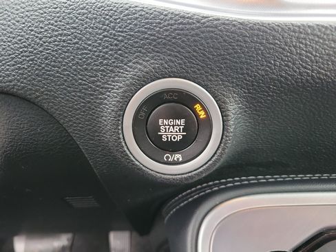 Used 2022 Dodge Challenger GT image 10