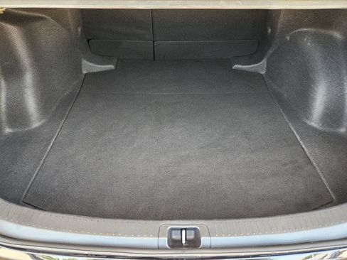 Used 2024 Toyota Corolla LE FWD image 30