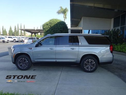 New 2026 GMC Yukon XL Elevation image 5