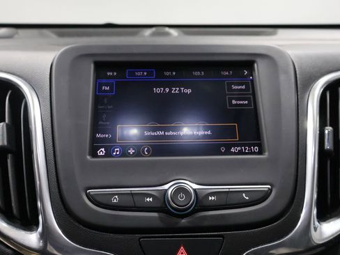 Used 2020 Chevrolet Equinox LT image 25