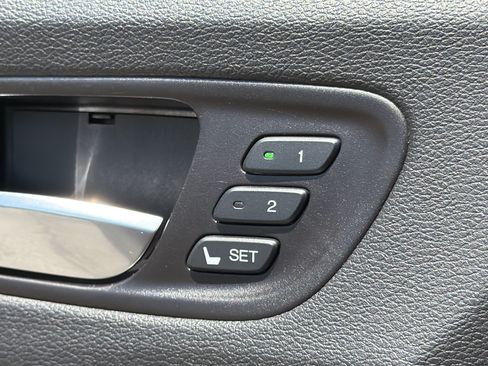 Used 2020 Acura MDX SH-AWD w/ Technology Package image 17