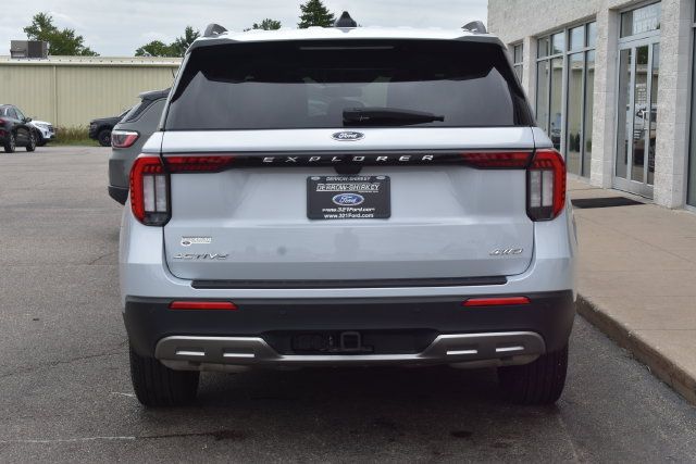 Used 2026 Ford Explorer Active w/ Active Comfort Package AWD/4WD image 11