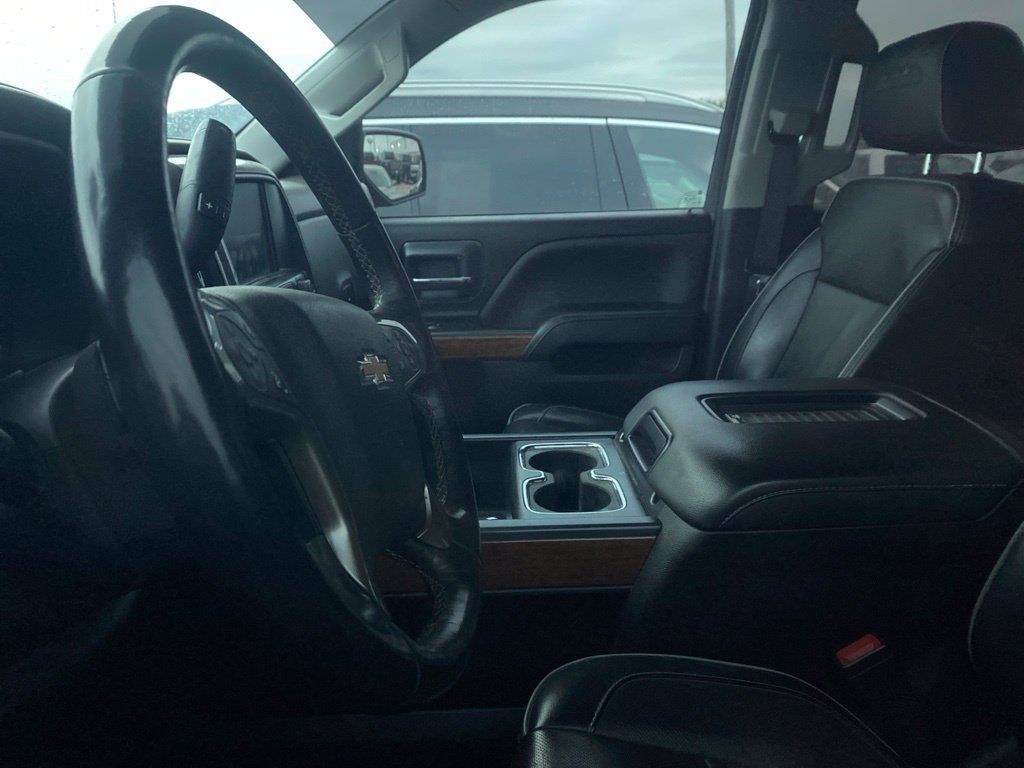 Used 2018 Chevrolet Silverado 1500 High Country AWD/4WD image 14