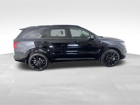 Certified 2023 Kia Sorento SX AWD/4WD image 6
