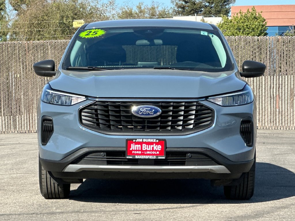 Certified 2025 Ford Escape Active AWD/4WD image 8