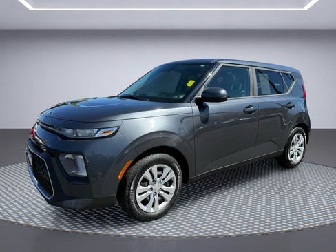 Used 2020 Kia Soul LX FWD image 1