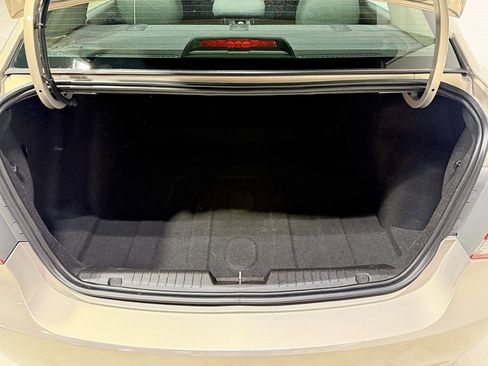 Used 2011 Chevrolet Cruze Eco image 27