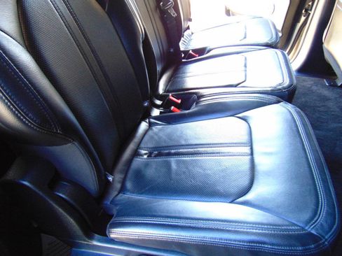 Used 2018 Ford Expedition Max Limited w/ Equipment Group 302A image 20