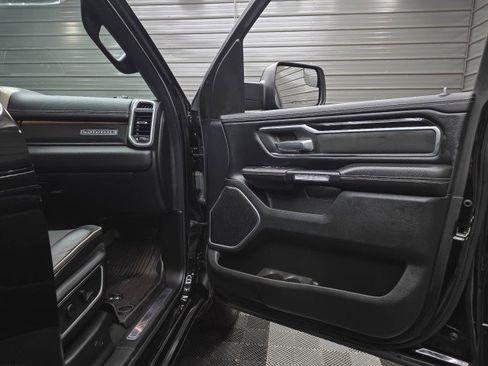 Used 2019 RAM 1500 Laramie w/ Sport Appearance Package AWD/4WD image 37