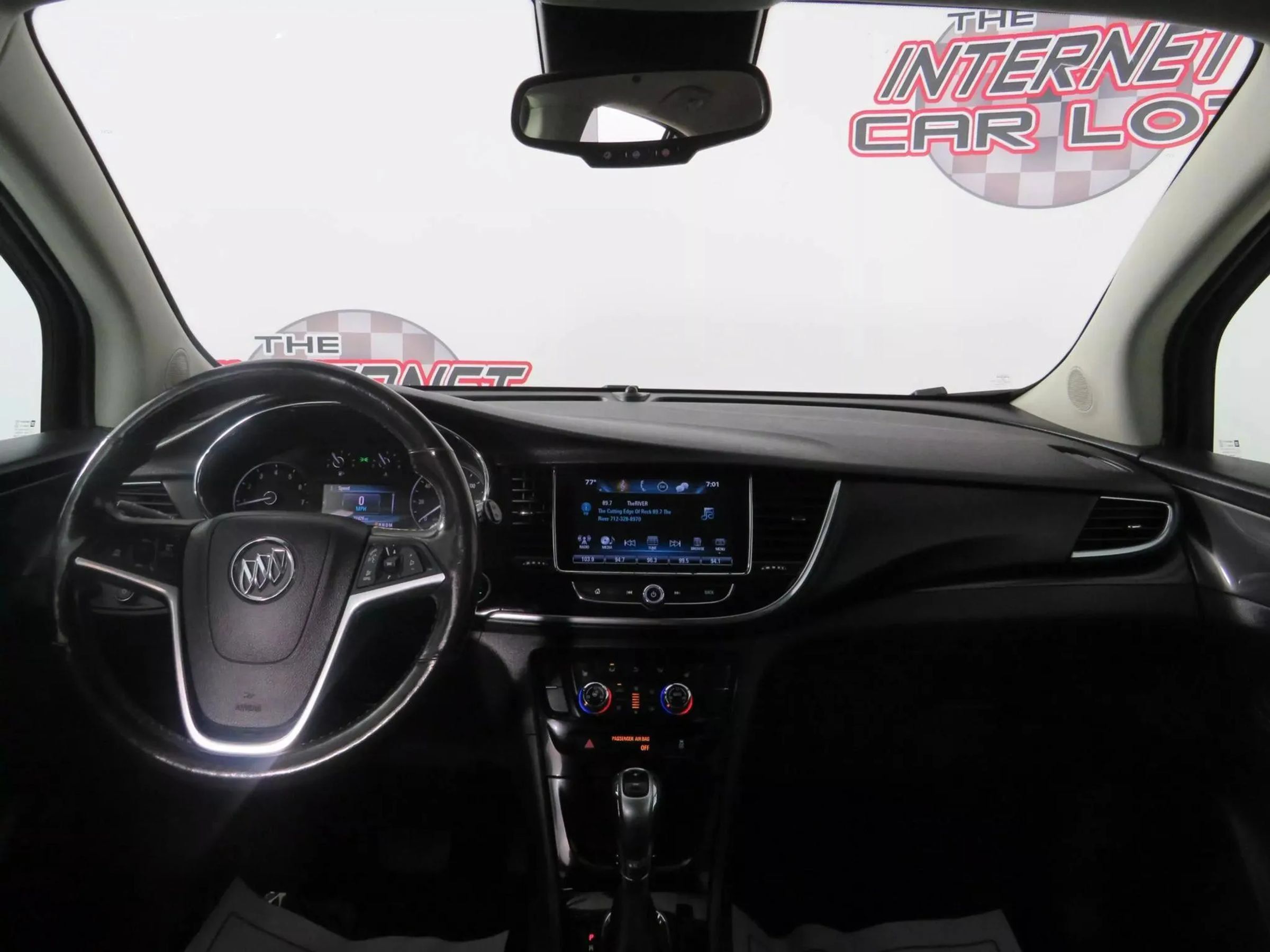 Used 2020 Buick Encore Essence AWD/4WD image 11