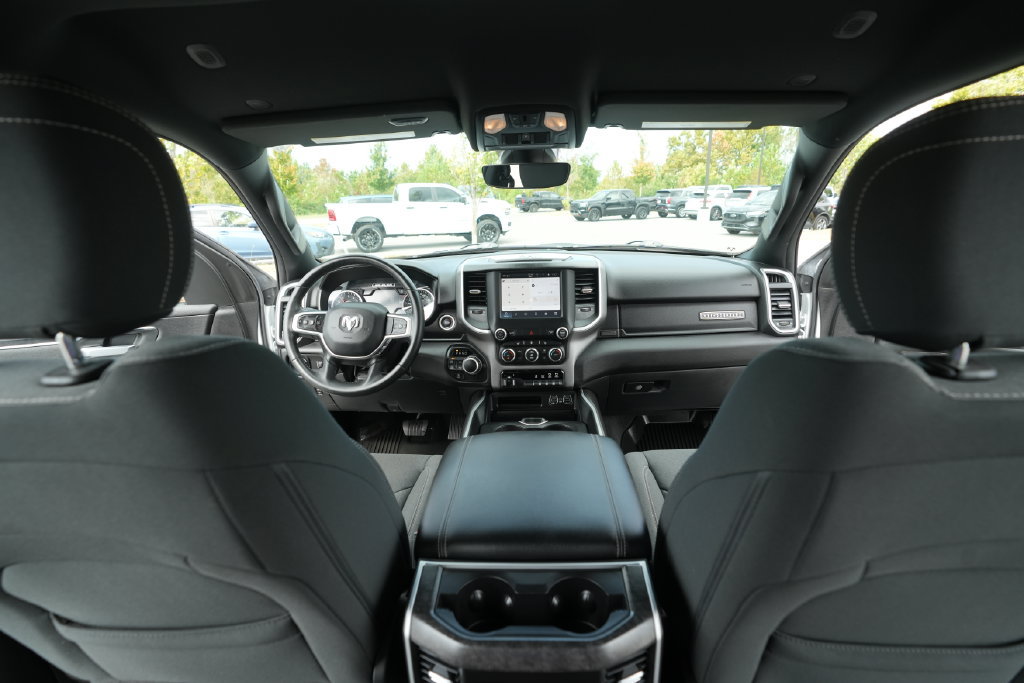 Used 2022 RAM 1500 Big Horn AWD/4WD image 23