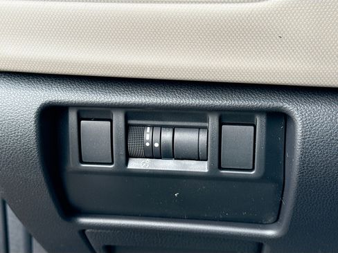 New 2026 Subaru Forester Base image 32