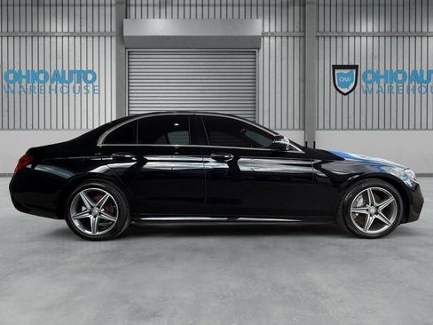 Used 2017 Mercedes-Benz E 300 4MATIC image 5