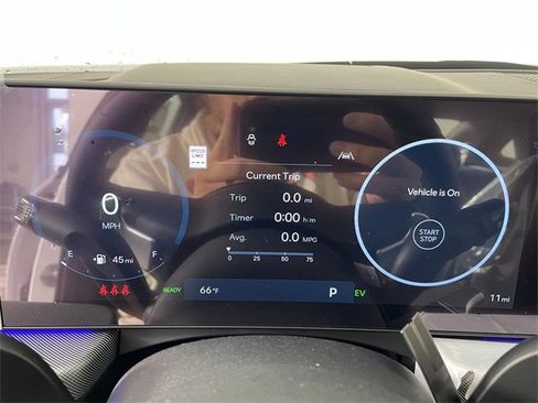 New 2025 Hyundai Sonata Limited image 3