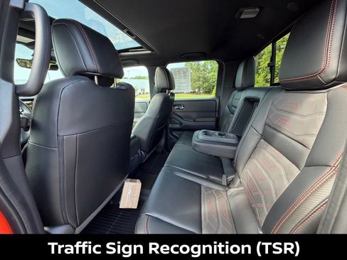 Certified 2025 Nissan Frontier PRO-4X w/ Pro Premium Package AWD/4WD image 29