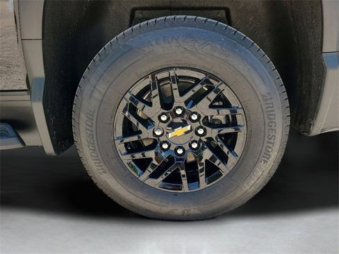 New 2026 Chevrolet Silverado EV LT image 10