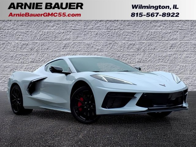 Used 2023 Chevrolet Corvette Stingray Preferred Cpe w/ Z51 Performance Package RWD image 1