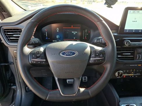 Used 2023 Ford Escape ST-Line image 17