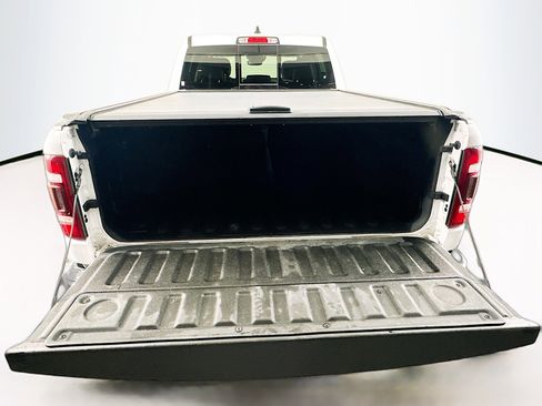 Used 2022 RAM 1500 Laramie AWD/4WD image 30