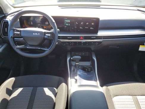 New 2026 Kia Sorento LX FWD image 7