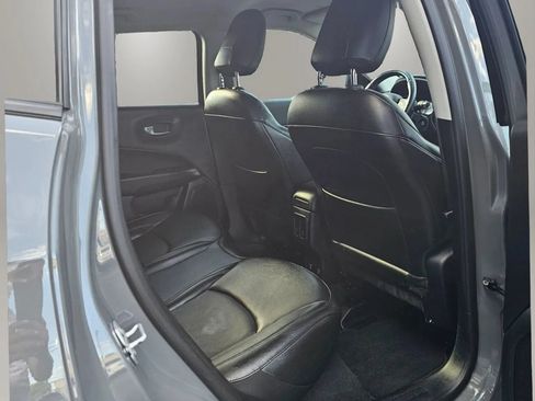 Used 2020 Jeep Compass Limited AWD/4WD image 9