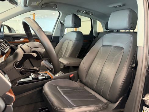 Used 2023 Audi Q5 2.0T Premium w/ Convenience Package AWD/4WD image 7