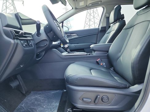 New 2026 Kia Sportage SX image 5