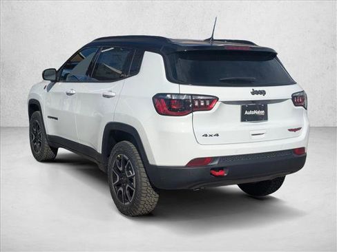 New 2026 Jeep Compass Trailhawk image 9