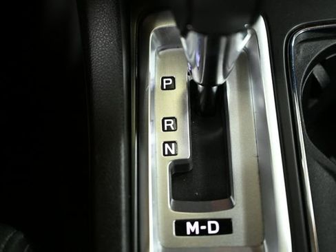 Used 2024 Subaru Ascent Premium w/ Convenience Package image 27