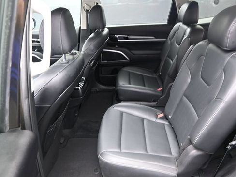 Used 2021 Kia Telluride S AWD/4WD image 16