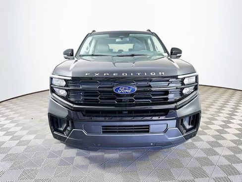 New 2026 Ford Expedition Active AWD/4WD image 4