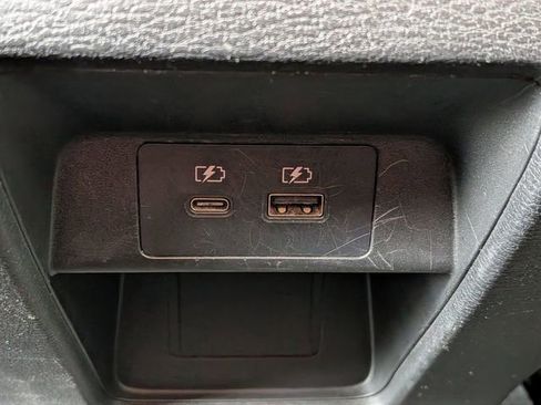 Used 2022 Mitsubishi Outlander SE FWD image 19