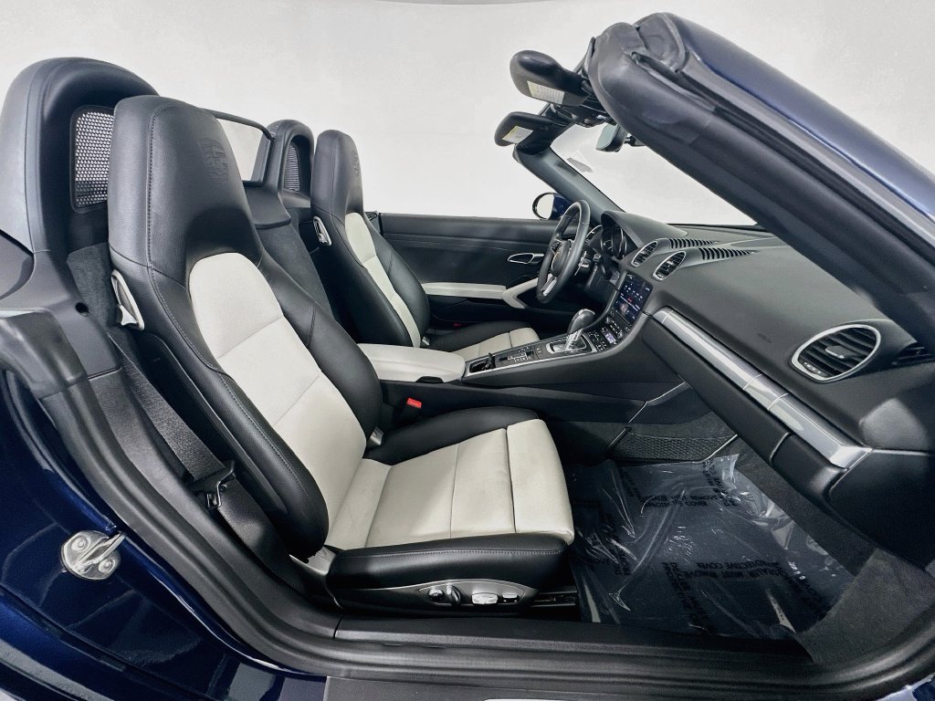 Used 2019 Porsche 718 Boxster S RWD image 24