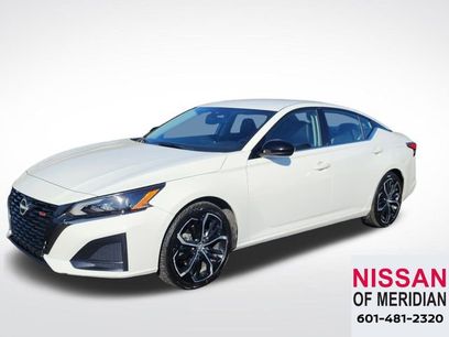 Used 2024 Nissan Altima 2.5 SR