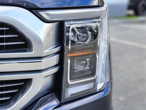 Used 2022 Ford F150 Limited image 9