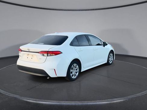 Used 2023 Toyota Corolla LE FWD image 8