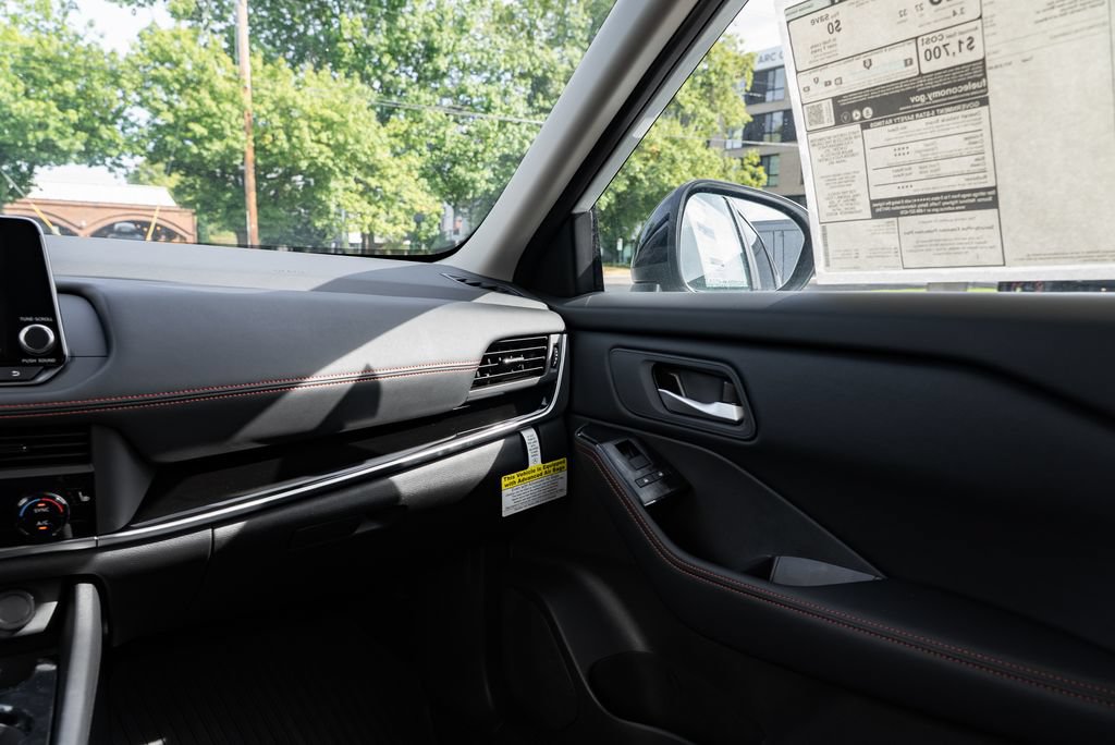 New 2026 Nissan Rogue SV AWD/4WD image 10