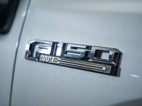 Used 2018 Ford F150 King Ranch w/ Equipment Group 601A Luxury image 17