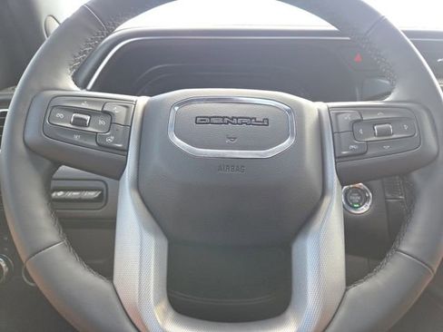 Used 2023 GMC Yukon Denali w/ LPO, Floor Liner Package AWD/4WD image 37