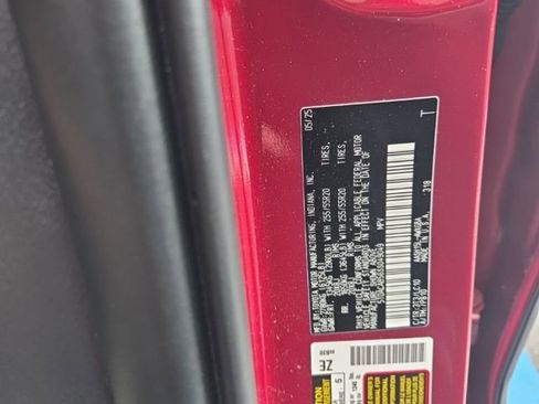 Used 2025 Toyota Grand Highlander AWD Hybrid image 14