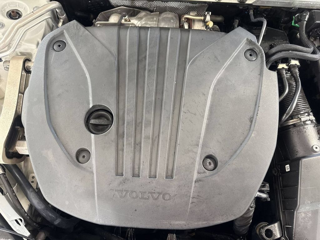 Used 2024 Volvo S60 B5 Core FWD image 33